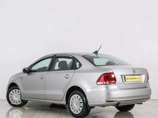 2018 Volkswagen Polo V Рестайлинг, серебристый, 1229000 рублей, вид 4