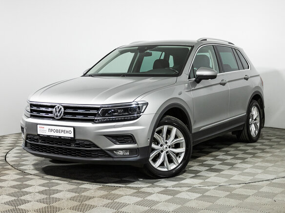2020 Volkswagen Tiguan II, серебристый, 2100000 рублей