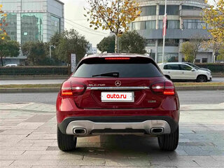 2017 Mercedes-Benz GLA 200 I (X156), красный, 2000000 рублей, вид 5
