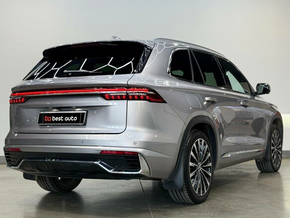 2025 Geely Monjaro (Xingyue L) I Рестайлинг (China Market), серый, 3350000 рублей - вид 4