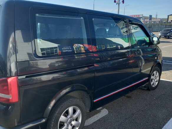 2011 Volkswagen Caravelle LWB Long T5 Рестайлинг, чёрный, 1880000 рублей - вид 3