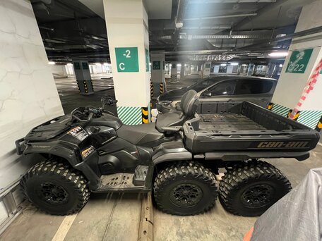 2026 BRP Can-Am Outlander Max 6x6 1000R, чёрный, 2550000 рублей, вид 2