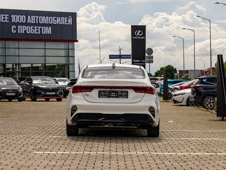 2021 Kia K3 II Рестайлинг, белый, 1655000 рублей, вид 5