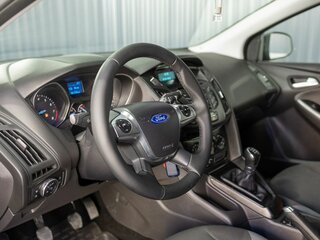 2013 Ford Focus III, серый, 919000 рублей, вид 5