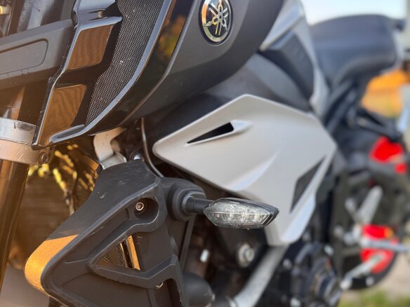 2020 Yamaha MT-10, серебристый, 1048344 рублей - вид 7