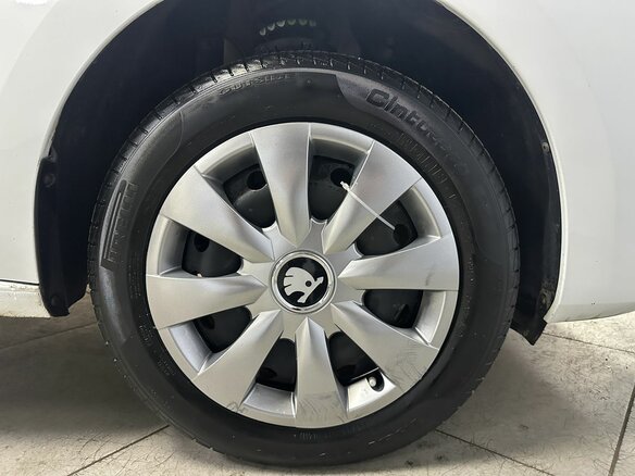 2021 Skoda Rapid II, белый, 1639000 рублей - вид 9