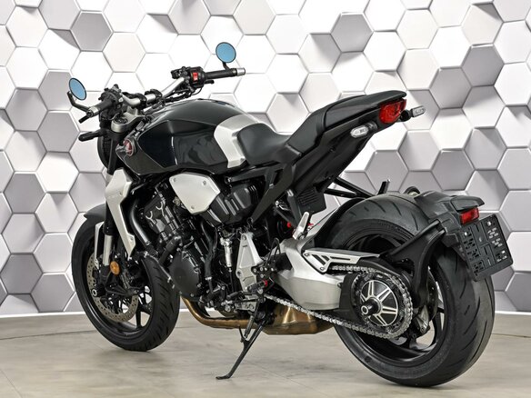 2018 Honda CB 1000R, чёрный, 975000 рублей - вид 7