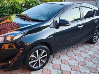 2019 Toyota Aqua I Рестайлинг 2, чёрный, 1220000 рублей, вид 2