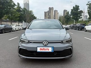 2023 Volkswagen Golf VIII, серый, 2176055 рублей, вид 2