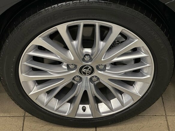 2021 Toyota Camry VIII (XV70), чёрный, 3560000 рублей - вид 17