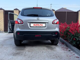 2012 Nissan Qashqai I Рестайлинг, серебристый, 948000 рублей, вид 2