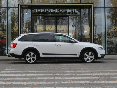 2015 Skoda Octavia Scout III (A7), белый, 1395000 рублей, вид 4
