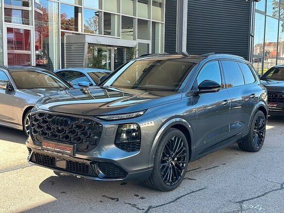 2026 Audi Q7 III (G8), серый, 19110000 рублей