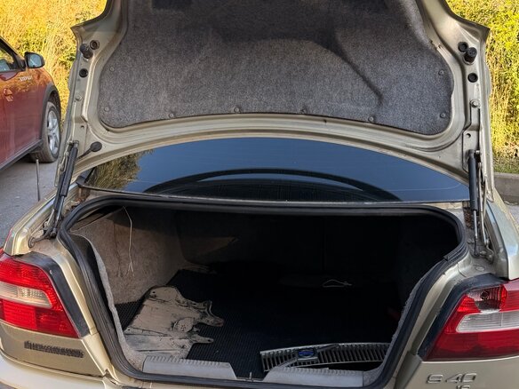 2002 Volvo S40 I Рестайлинг, золотистый, 150000 рублей - вид 6