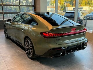 2026 Audi A5 L Sportback III (B10), зелёный, 6400000 рублей, вид 4