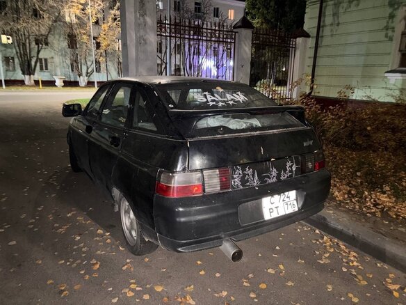 2008 Lada (ВАЗ) 2112, чёрный, 100000 рублей - вид 3