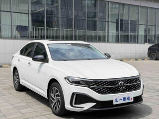 2023 Volkswagen Lavida III Рестайлинг, белый, 1480095 рублей, вид 1