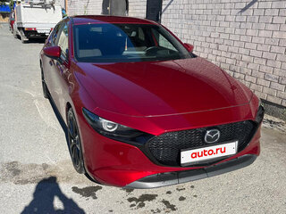 2019 Mazda 3 IV (BP), красный, 2300000 рублей, вид 1