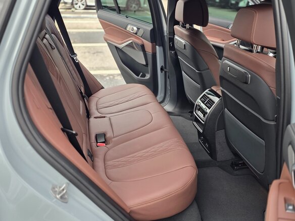 2026 BMW X5 30d IV (G05/G18) Рестайлинг, серый, 12790017 рублей - вид 11