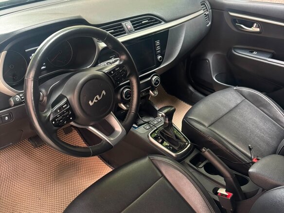 2022 Kia Rio X IV Рестайлинг, чёрный, 1957000 рублей - вид 6