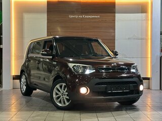 2017 Kia Soul II Рестайлинг, коричневый, 1499990 рублей, вид 3