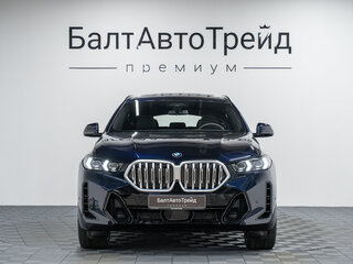 2025 BMW X6 40i III (G06) Рестайлинг, синий, 13990000 рублей, вид 4
