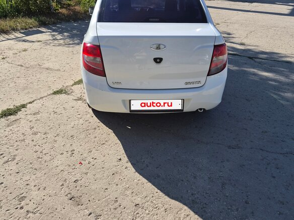 2012 Lada (ВАЗ) Granta I, белый, 270000 рублей - вид 3