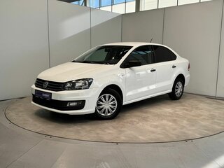 2017 Volkswagen Polo V Рестайлинг, белый, 880000 рублей, вид 1