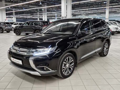 2016 Mitsubishi Outlander III Рестайлинг 2, чёрный, 1459000 рублей, вид 1