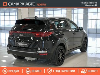 2020 Kia Sportage IV Рестайлинг, чёрный, 1925000 рублей, вид 4