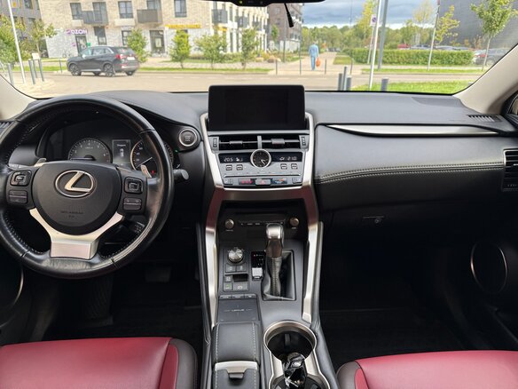 2017 Lexus NX 200 I Рестайлинг, чёрный, 3460000 рублей - вид 9