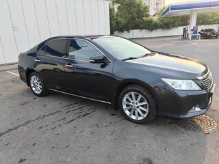 2013 Toyota Camry VII (XV50), серый, 1900000 рублей, вид 5
