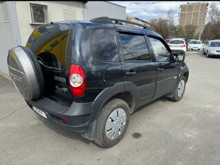 2013 Chevrolet Niva I Рестайлинг, чёрный, 590000 рублей, вид 4