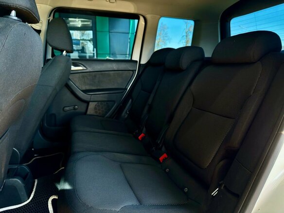 2013 Skoda Yeti I, белый, 899000 рублей - вид 23