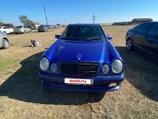 1995 Mercedes-Benz E-Класс 230 II (W210, S210), синий, 330000 рублей, вид 1