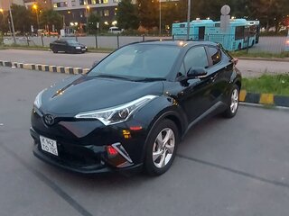 2019 Toyota C-HR I, чёрный, 1395000 рублей, вид 1
