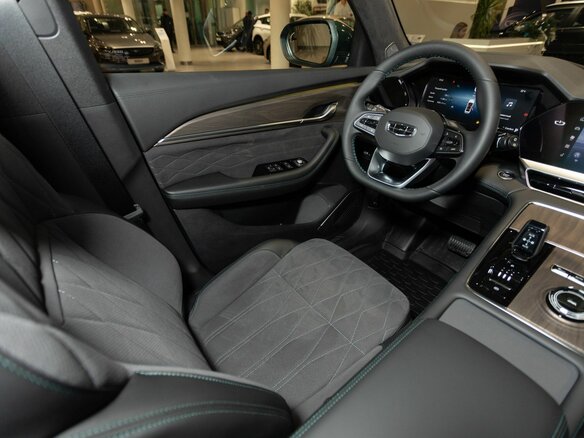 2026 Geely Monjaro I, белый, 5126570 рублей - вид 11