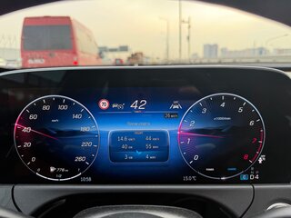 2024 Mercedes-Benz E-Класс 200 VI (W214, S214), коричневый, 6500000 рублей, вид 2