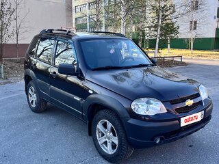 2013 Chevrolet Niva I Рестайлинг, коричневый, 430000 рублей, вид 3