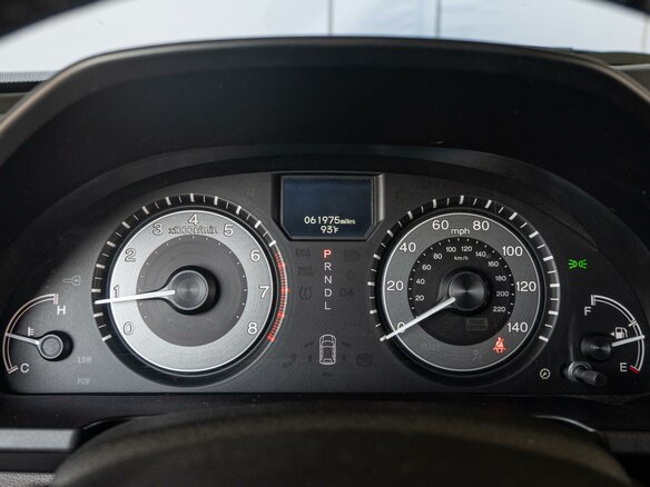 2014 Honda Odyssey (North America) IV, серый, 2800000 рублей - вид 21