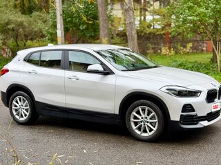 2021 BMW X2 sDrive18i I (F39), белый, 3500000 рублей, вид 5