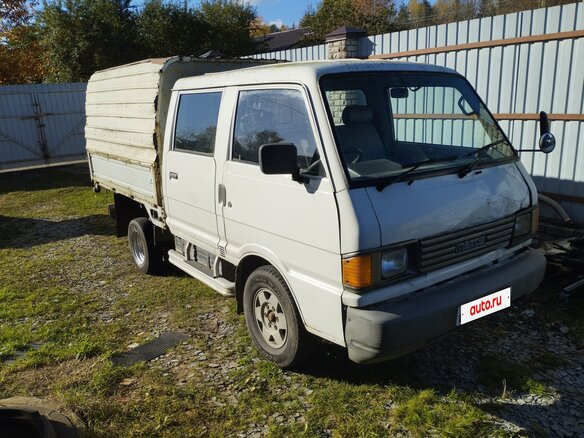 1993 Mazda Bongo, белый, 300000 рублей