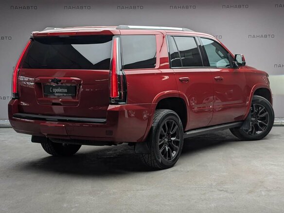 2016 Chevrolet Tahoe IV, красный, 2649000 рублей - вид 2