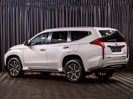 2017 Mitsubishi Pajero Sport III, белый, 2295000 рублей, вид 4