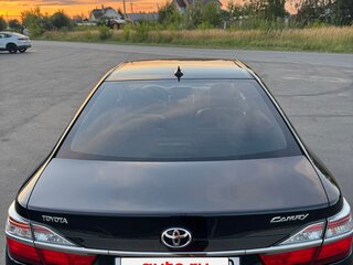 2016 Toyota Camry VII (XV50) Рестайлинг, чёрный, 2000000 рублей, вид 4