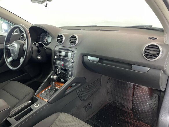2012 Audi A3 II (8P) Рестайлинг 2, белый, 886000 рублей - вид 8