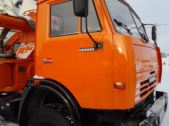 2007 КамАЗ Aвтобетононасос, оранжевый, 8500000 рублей - вид 1