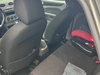 2010 Ford Focus II Рестайлинг, серебристый, 480000 рублей, вид 3