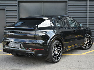 2026 Porsche Cayenne Coupé III Рестайлинг, чёрный, 20390000 рублей, вид 3