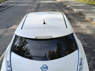 2014 Nissan Leaf (EM57) I (ZE0/AZE0), белый, 920000 рублей, вид 5